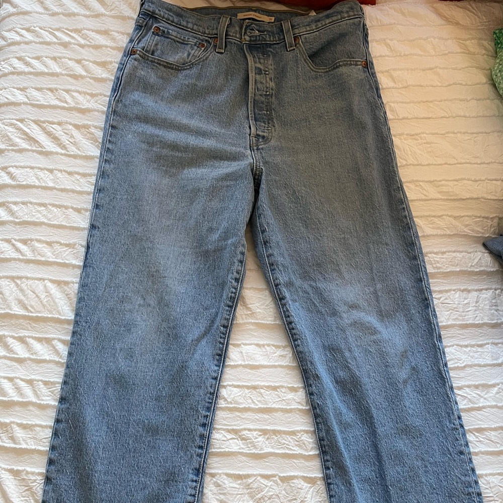 Women’s Levi’s Ribcage jeans